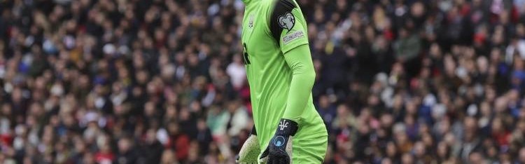 镜报：曼联和曼城希望引进特鲁宾，本菲卡标价4000万美元