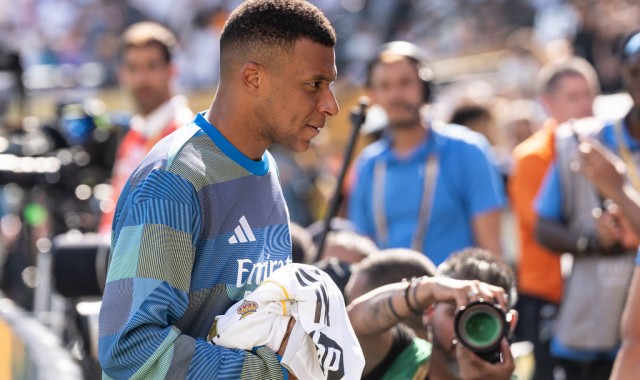 姆巴佩再遇克星！拉什福德巴塞罗那新篇章，经典对决再燃战火！