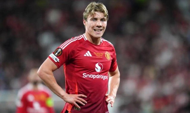 6000万欧霍伊伦德引意甲豪门疯抢！曼联留人还是放行成悬念