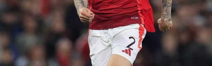 曼联7号的怒吼！芒特独造2球掀翻毕包，欧联杯冠军是他最后的遮羞布？