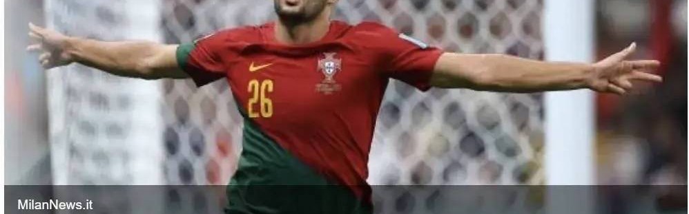 意甲媒体透露：米兰准备租借巴黎圣日耳曼前锋贡萨洛拉莫斯，时间为一个赛季