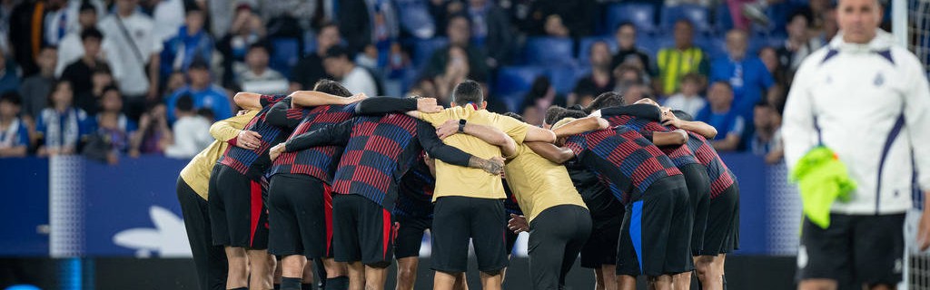 梦四启航！弗里克巴萨首赛季战绩彪炳 夺三冠+四杀皇马