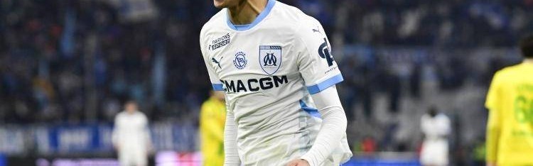 “马赛大腿”想要重回英格兰：解决困扰的曼联弃将，仍有广阔未来