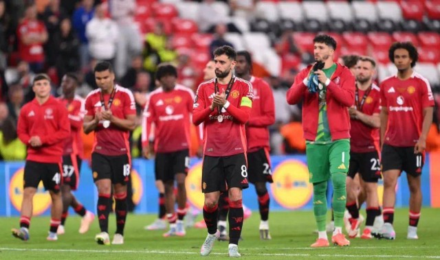 1.66亿镑欧冠收入打水漂！曼联单线作战能否换回亿元转会费新生？