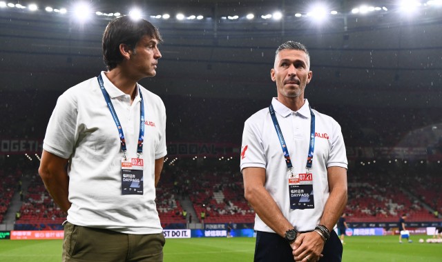 莫伦特斯：我天真以为巴萨刚被国米折磨得够呛，而皇马会踢得很好