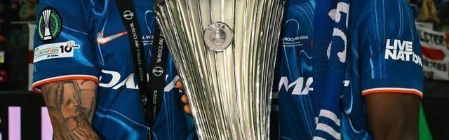 别急？蓝军闯入欧冠+夺取欧协联，主力后腰双人组走向顶级模式