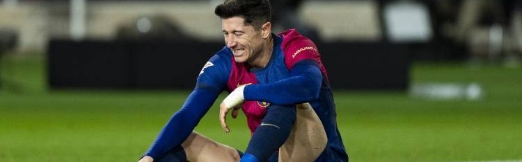 记者：莱万可能无法参加国王杯决赛，甚至出战欧冠半决赛也存疑