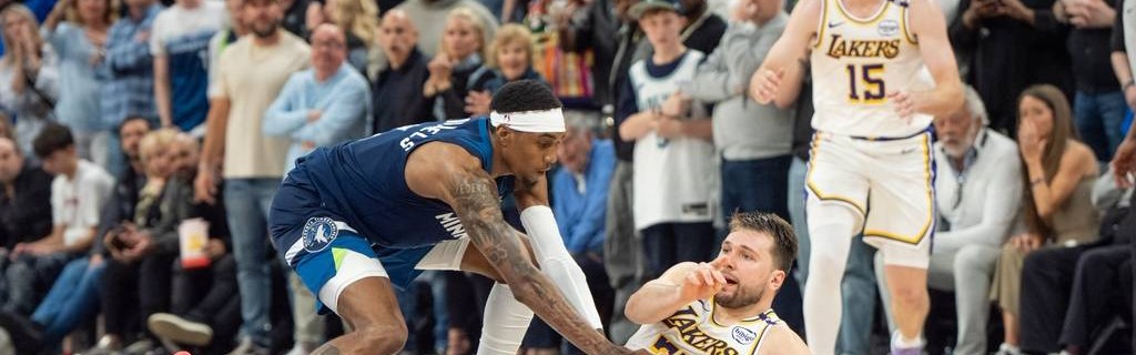 雷迪克不满判罚：东契奇绝对是被绊倒的 我们应获得罚球