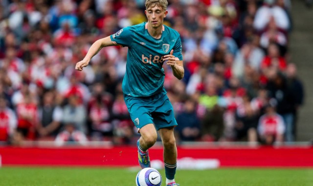 皇马心仪中卫已聘律师谈加盟 还是免签利物浦的更香？