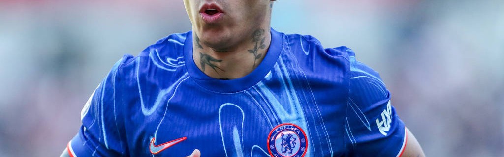 切尔西中场三叉戟助蓝军力克利物浦，欧冠席位触手可及