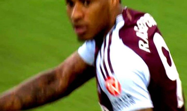 拉什福德受伤恐赛季报销，影响曼联4000万出售！一举动又激怒维拉球迷