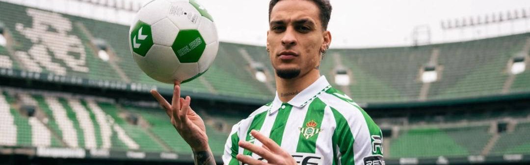 正式拒绝！曼联坚决表态：安东尼必须永久转会，西甲豪门争抢激烈