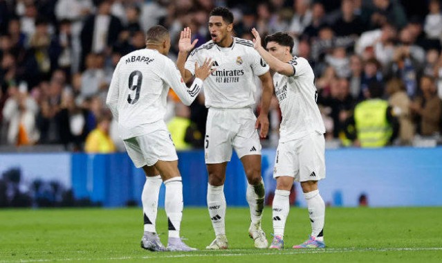 世纪对决一触即发：皇马公布终极名单，姆巴佩领衔剑指巴萨