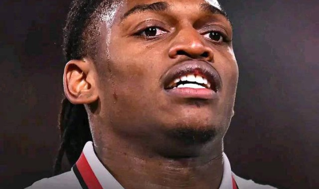 意甲第35轮收官战：米兰逆转热那亚，迎来两连胜，距离欧冠还差6分