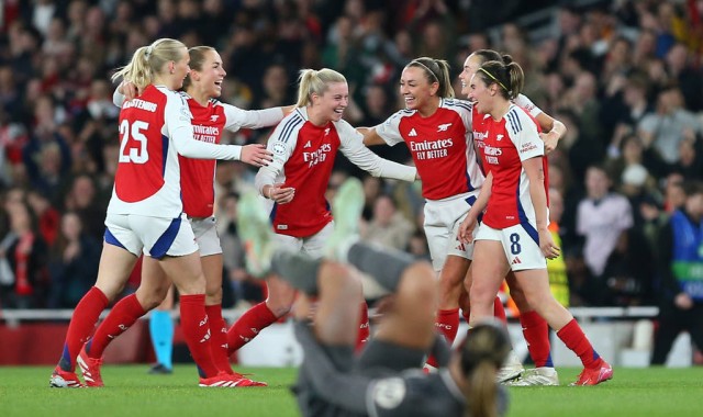 欧冠半决赛前瞻：阿森纳对决大巴黎，巴萨迎战国米！谁能挺进决赛？