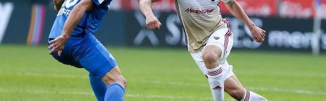 基尔VS弗赖堡：德甲赛场巅峰对决！